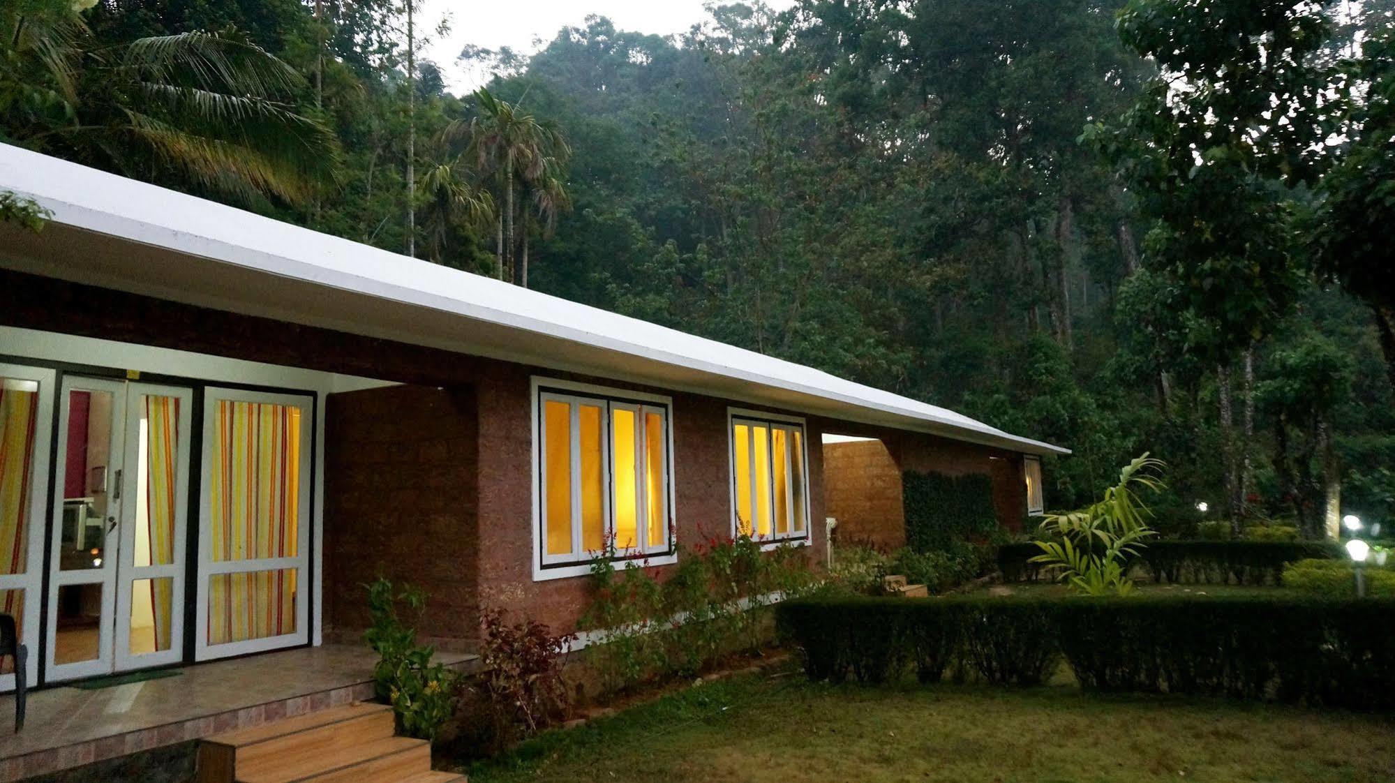 Falling Waters Munnar Buitenkant foto